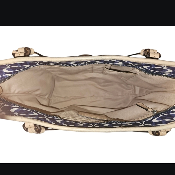 Coach Peyton Dream Blue Large Tote - Picture 8 of 10